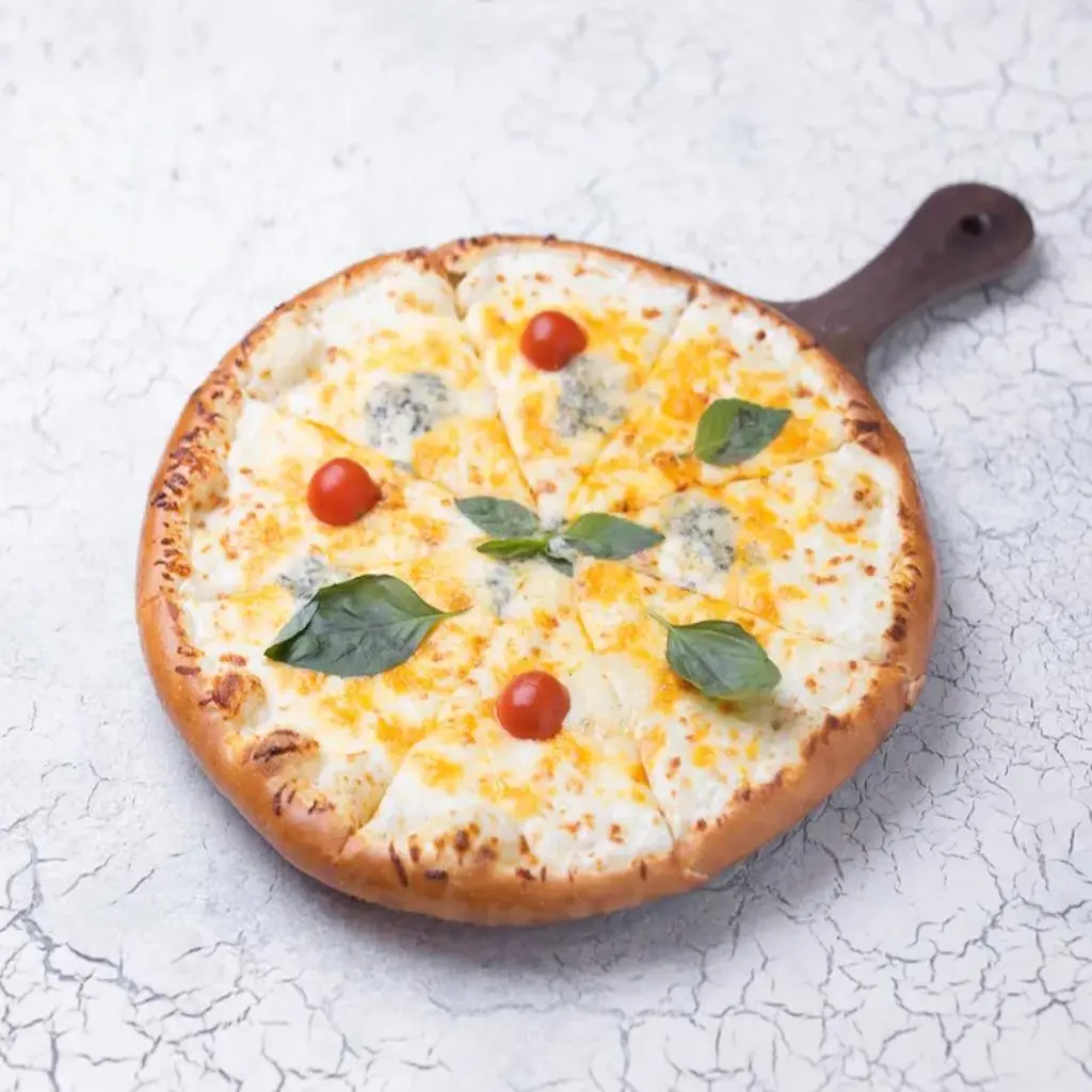 Napoli Four Cheese